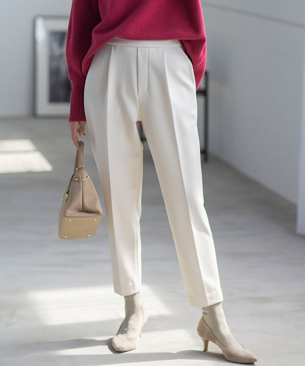 組曲 【暖かい・美シルエット・ストレッチ】バックウォーム テーパードパンツ アイボリー系