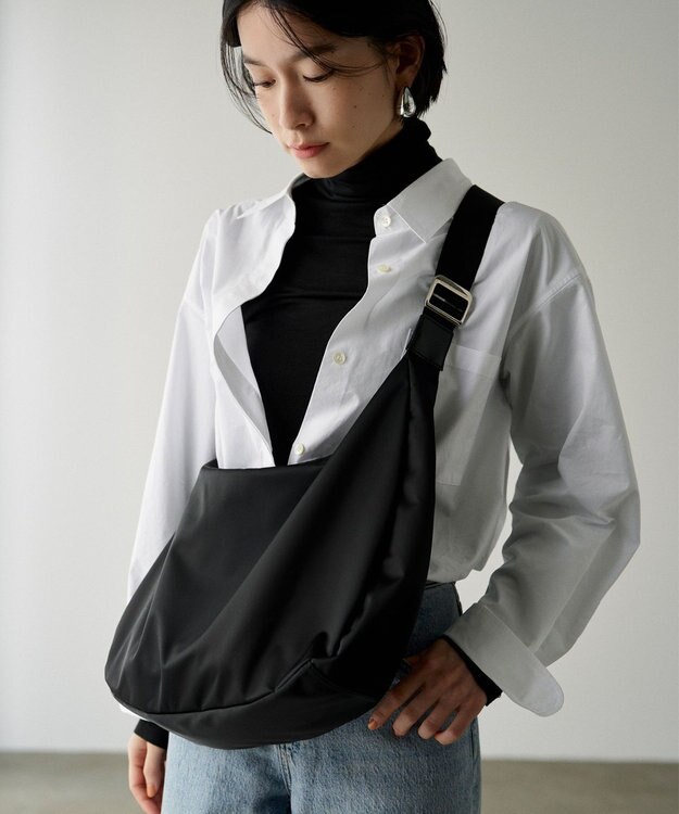 russet ラウンドビッグショルダーバッグ(CE-1292) Black2（シルバー金具）