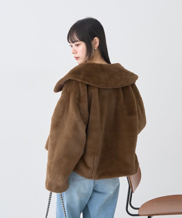 earth music&ecology ファーショートブルゾン Brown