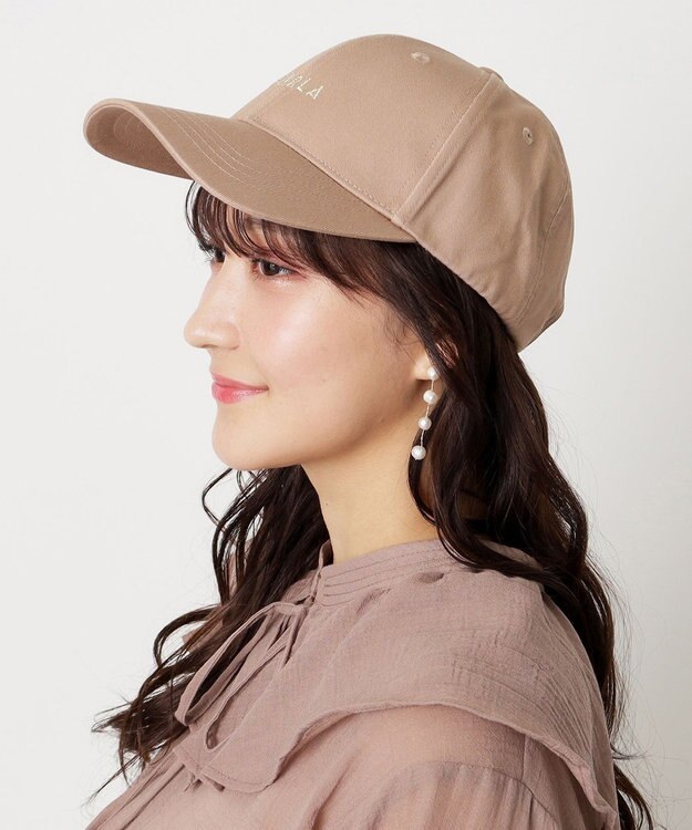 MOONBAT FURLA(フルラ) フロントロゴ刺繍キャップ UV モカブラウン