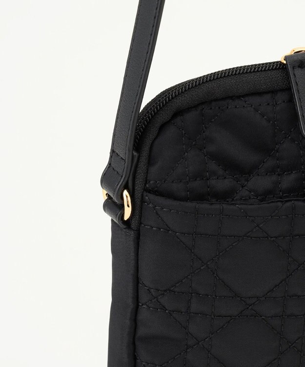 LA BAGAGERIE グリッドキルティングショルダー ブラック