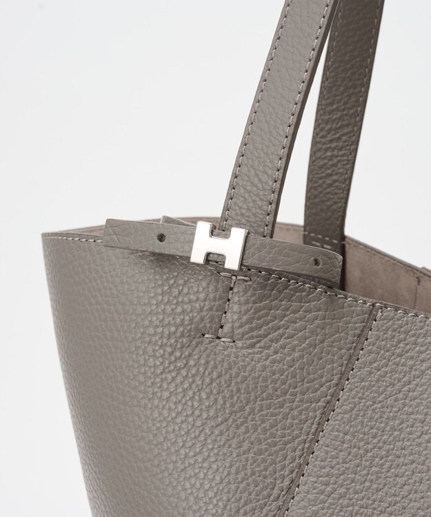 IACUCCI ノード CERVO グレー