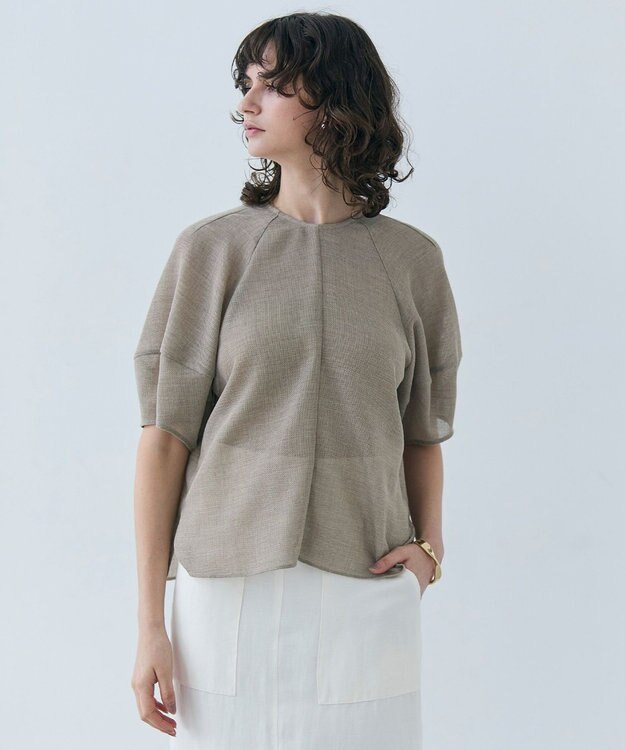 BEIGE， 【洗える・吸水速乾・防シワ】LIATRIS / バックリボンハーフスリーブブラウス Flax