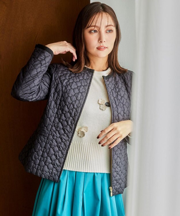 TOCCA FLOWER BONBON ニットプルオーバー アイボリー系