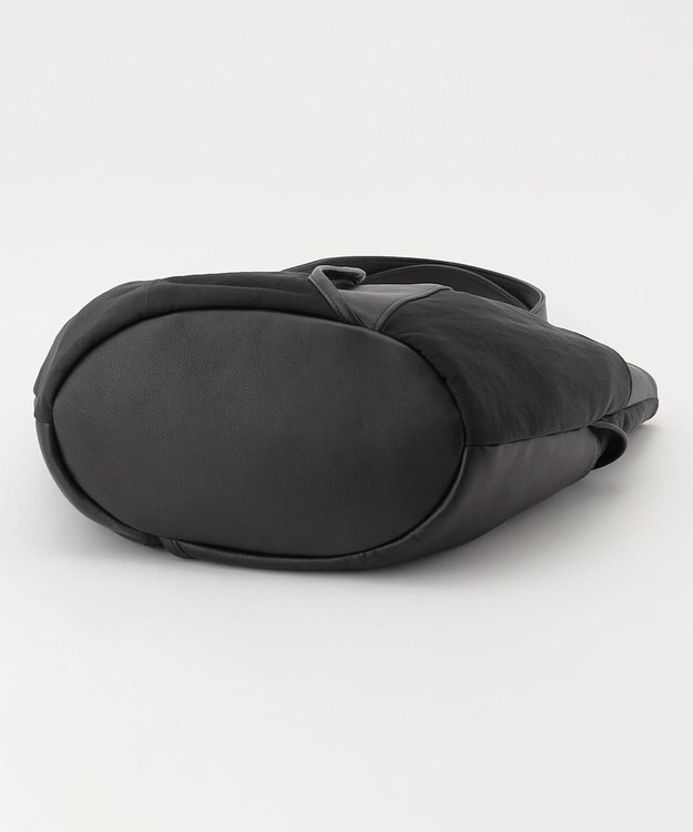 Y'SACCS 【Y'SACCS Gene Line】オーブ トートバッグ Medium ブラック