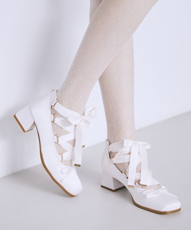 Maison de FLEUR レースアップサテンパンプス Light Pink