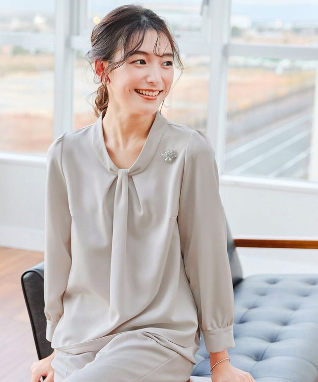 Tiaclasse 【ダブルクロス】2wayボウタイ風ブラウス グレージュ