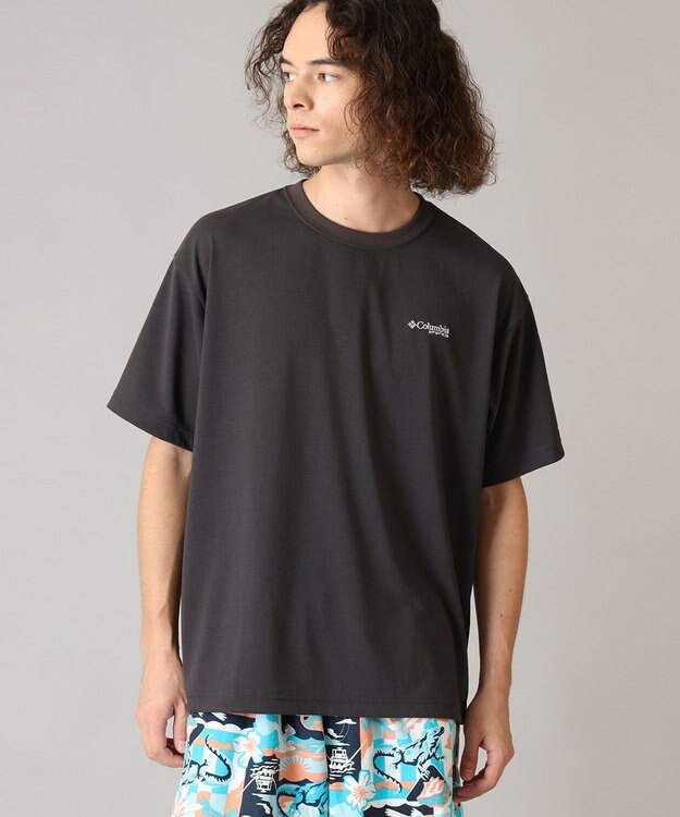 Columbia Columbia/ バーンノベルグラフィックショートスリーブTシャツ /コロンビア Shark Back Print