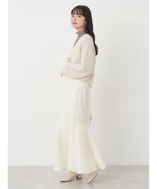 earth music&ecology ツイストデザインニット Ivory