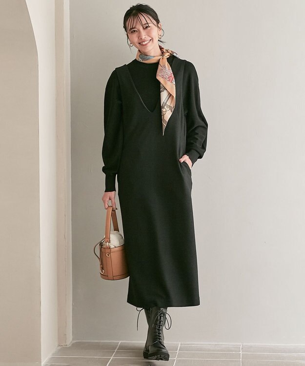 23区 【WEB限定カラーあり】ウール圧縮スムース Vネック ワンピース [WEB限定]ブラック