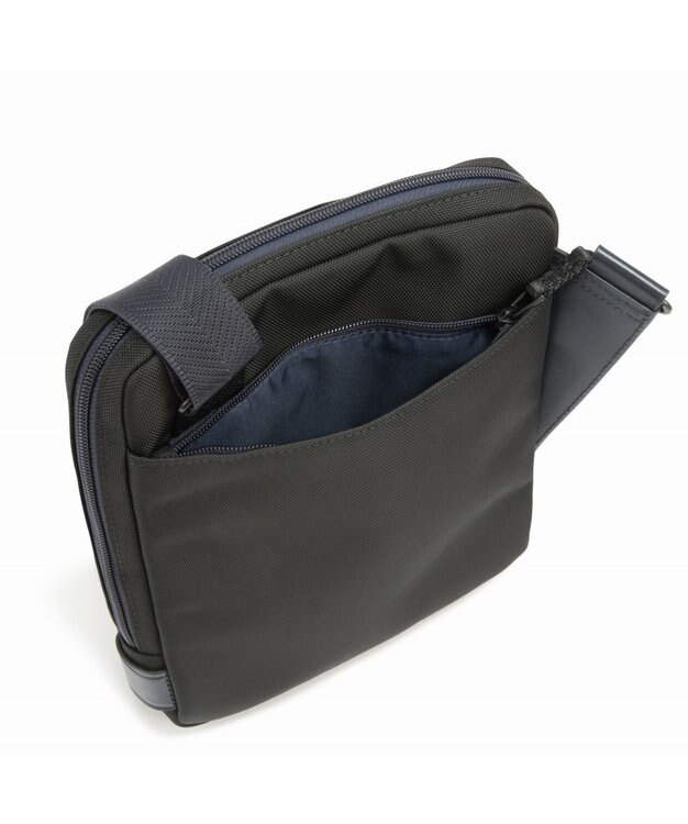 ZERO HALLIBURTON  ZLM ショルダーバッグ 4L 520g 81511 ネイビー