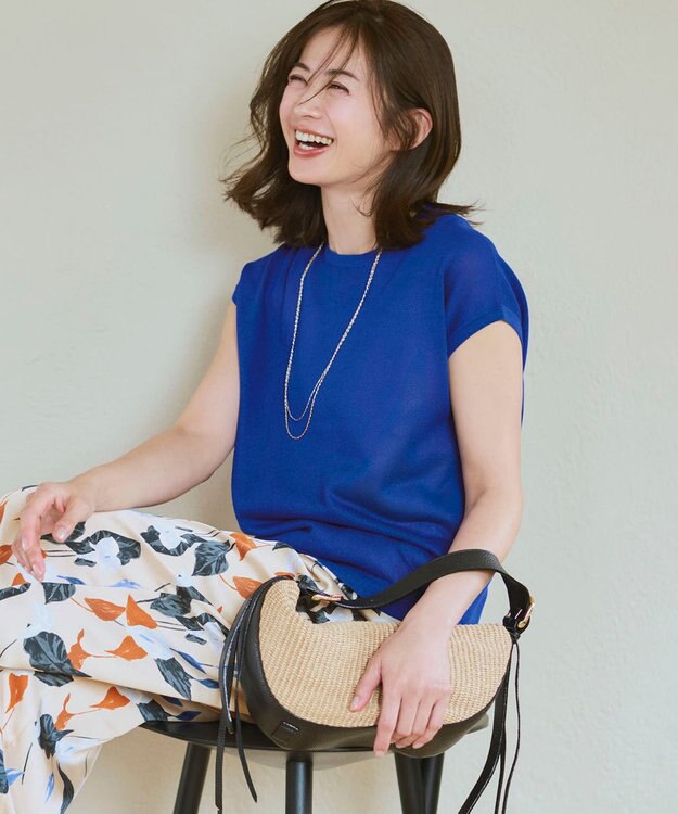 23区 シャイニーシアー ノースリーブ ニット