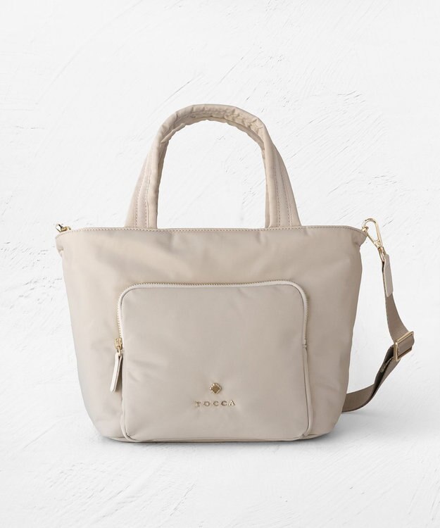TOCCA 【サスティナブル素材・撥水】CONCURSIO NYLON TOTE トートバッグ ライトベージュ系