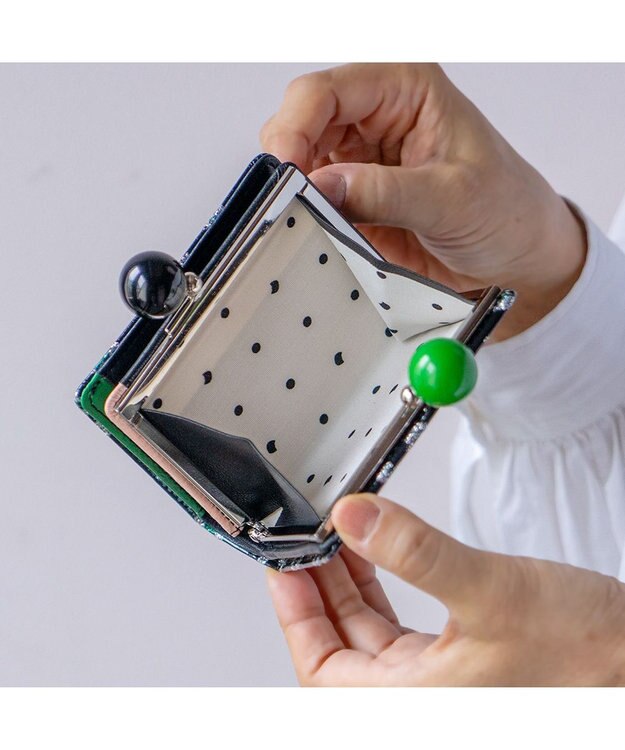 tsumori chisato CARRY グリッターフラワー がま口 ミニ財布 ブラック