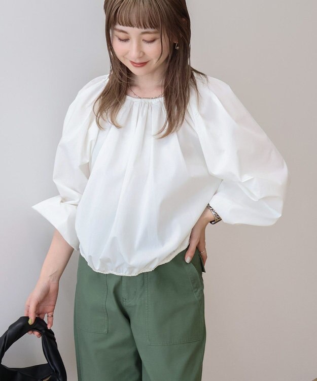 AMERICAN HOLIC イージーケアオフショルダーギャザーブラウス Off White