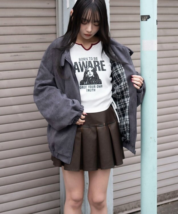 WEGO 【ユニセックス着用ITEM/MLサイズ展開】フェイクスウェードロゴスウィングトップ ブラック中濃色