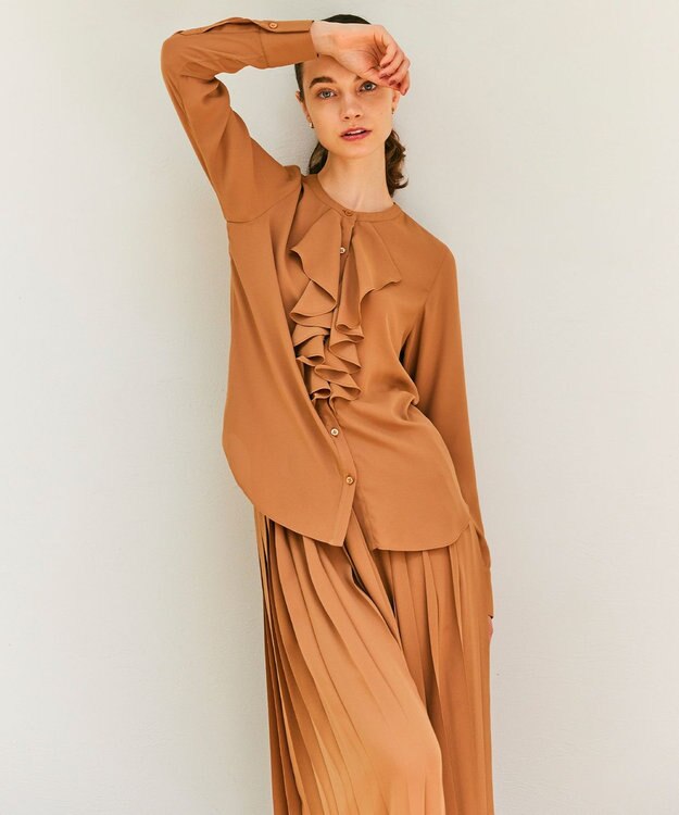 BEIGE， 【WEB限定】MAKALU / フリルブラウス Camel