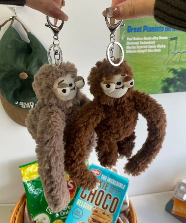 WEGO でかおめめなまけものぬいぐるみキーホルダー ブラウン