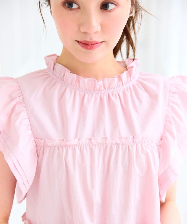 Feroux 【洗える】ペプラムシルエットフリルブラウス ピンク系