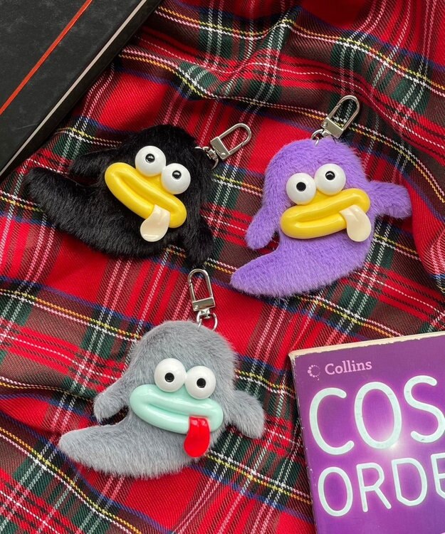 WEGO ミニぺろりんモンスターぬいぐるみキーホルダー ホワイト