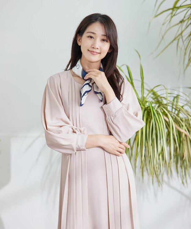 Tiaclasse L 【洗える】シンメトリープリーツワンピース ライトベージュ