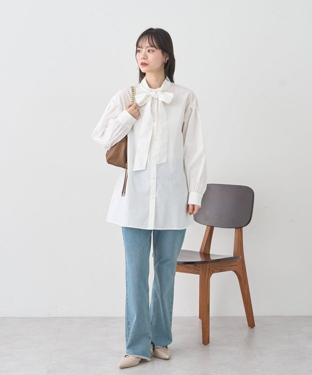 earth music&ecology 2wayボウタイブラウス Off White