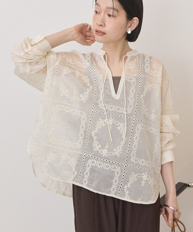 AMERICAN HOLIC スキッパーレースブラウス Off White