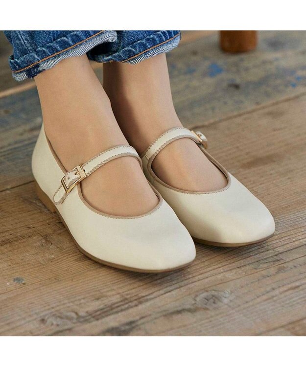 ing <ing>【WEB限定】ストラップフラットシューズ アイボリー