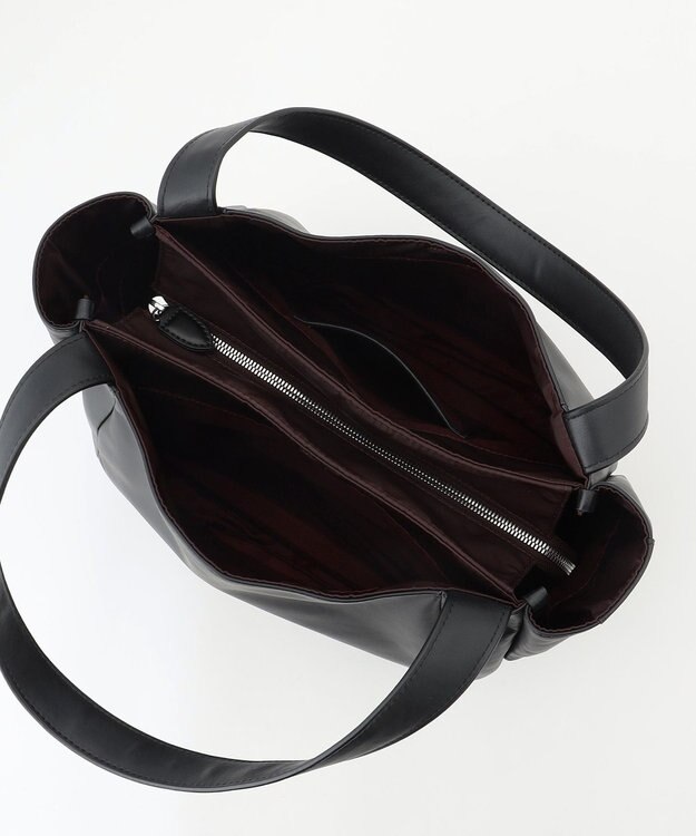 Y'SACCS カウレザー　3層構造すっきりトートバッグ ブラック