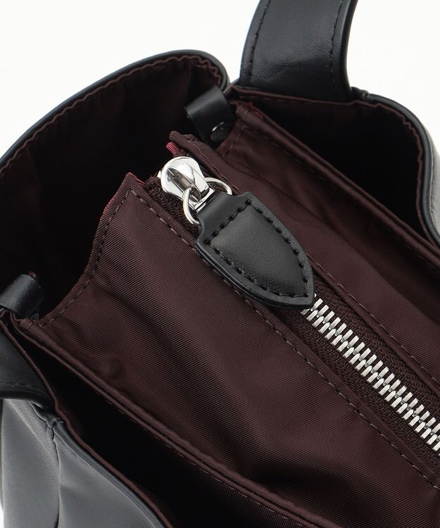 Y'SACCS カウレザー　3層構造すっきりトートバッグ ブラック