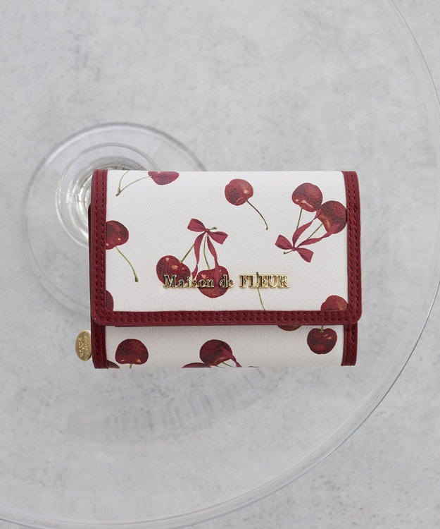 Maison de FLEUR チェリー柄ウォレット Ivory