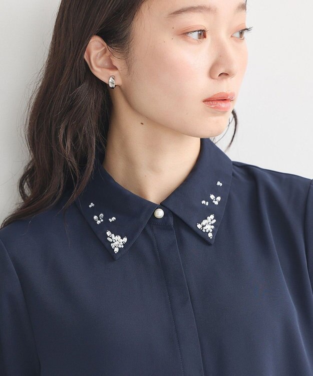 earth music&ecology 襟ビジューブラウス Navy