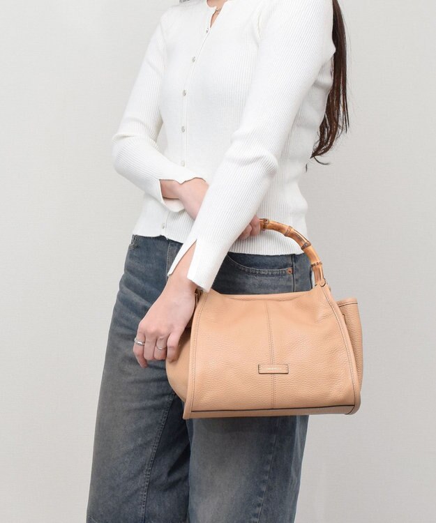 INTER-CHAUSSURES 【LORISTELLA】バンブーハンドルレザーバッグ ベージュ