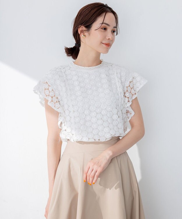 組曲 S 【洗える】フラワーレース ブラウス アイボリー系