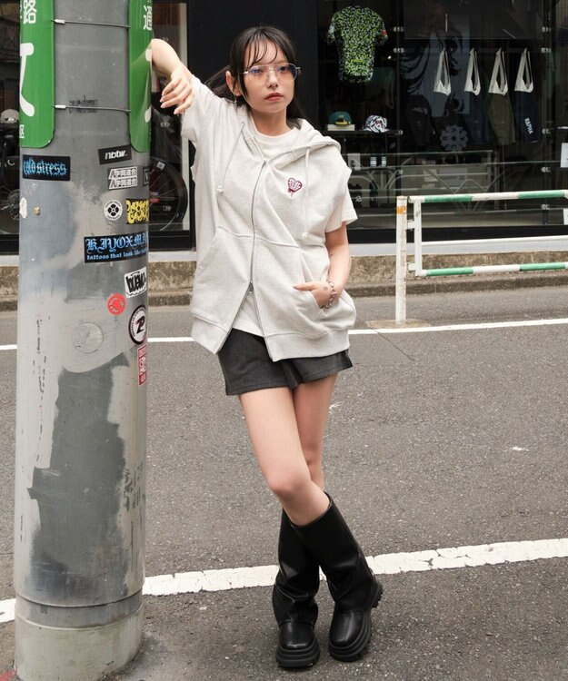 WEGO 【ユニセックス着用ITEM/MLサイズ展開】ワンポイントノースリジップパーカー アッシュグレー