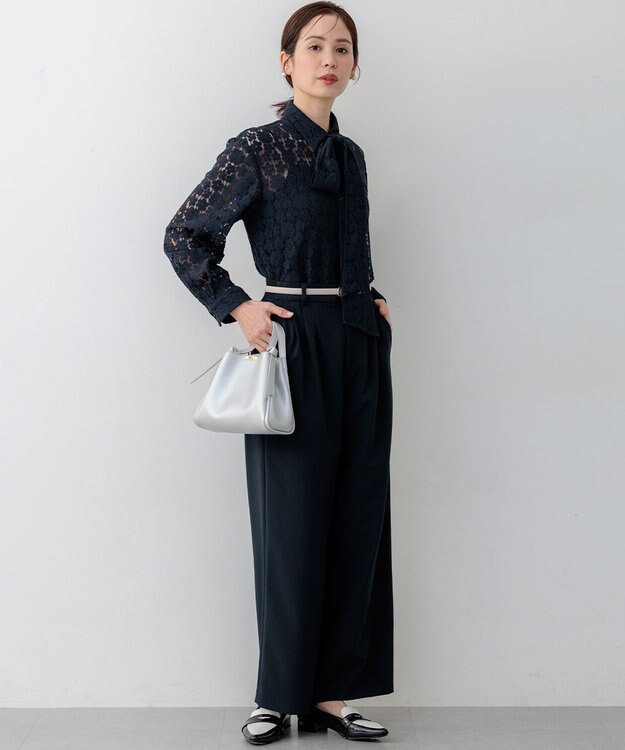 組曲 S 【WEB限定】フラワーラッセルレースシャツライク ブラウス ネイビー系