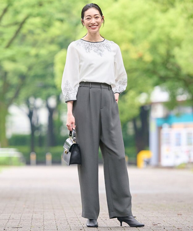 自由区 S 【洗える】コードエンブロイダリーボートネック ブラウス オフ