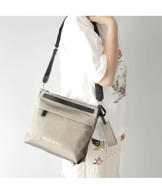 PELLE BORSA ミドルサイズショルダー Cheers チアーズ 4685