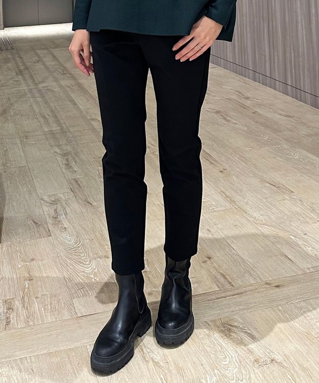 UNFILO スリムフィットパンツ ブラック