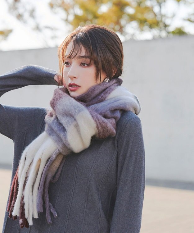 Tiaclasse 大判チェックシャギーマフラー ブラック