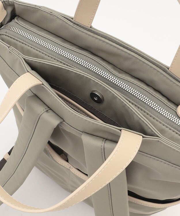 Y'SACCS アシメファスナーポケットリュック ライトグリーン