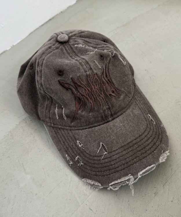 WEGO トライバルロゴダメージピグメントキャップ ブラウン