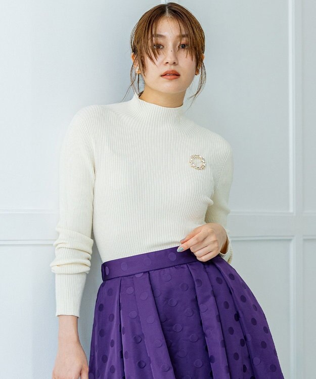 組曲 ホールガーメント ハイネックニット アイボリー系