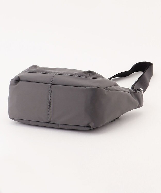 Y'SACCS カーゴポケット　ショルダーバッグ ダークグレー