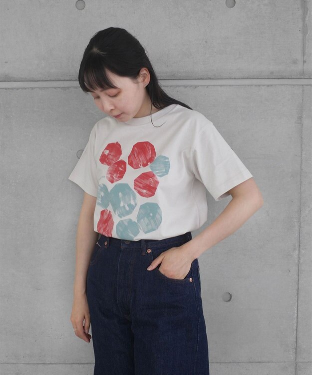 nitorito 【UNISEX】stone Tシャツ red×(beigeボディ)