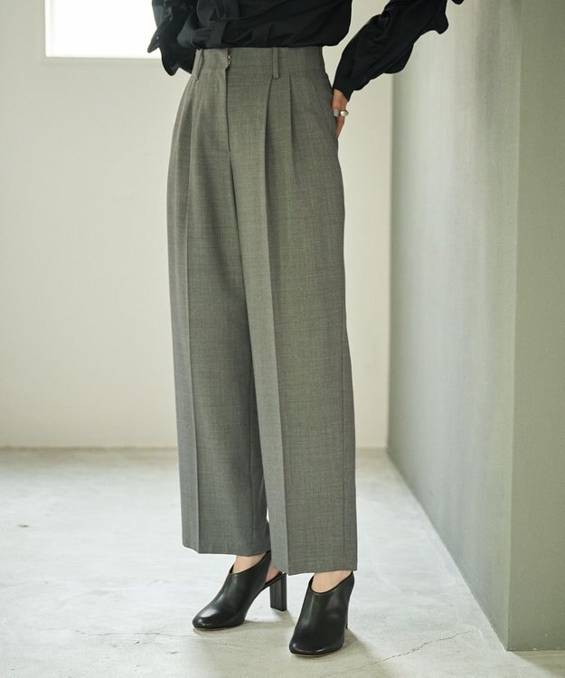 #Newans 2タックセンタープレスパンツ ライトグレー