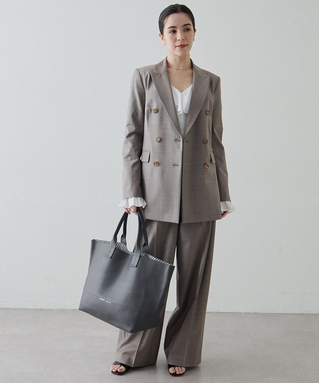 IACUCCI オペラ L CERVO/STAMPA INTERNA チャコールグレー