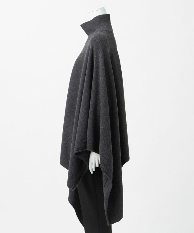 23区 【R(アール)】マイクロンメリノウール ニットケープ チャコールグレー系