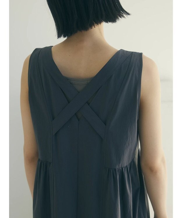 Green Parks armonia.バッククロスワンピース Charcoal Gray