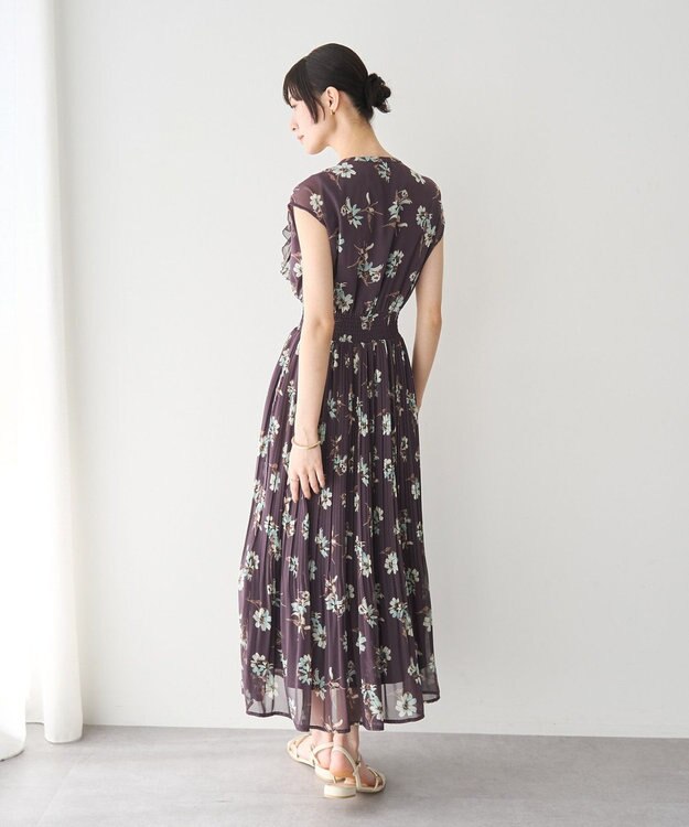 YECCA VECCA フラワー柄フリルプリーツワンピース Brown